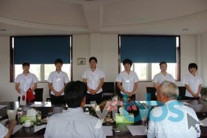 二十年老牌中介 办理赴日、韩、新劳务留学，工种多、收费少、信誉佳